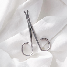 Load image into Gallery viewer, Rubis Scissors Duck - 1F003