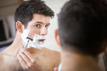 Load image into Gallery viewer, Ramer Men - Shaving Towel