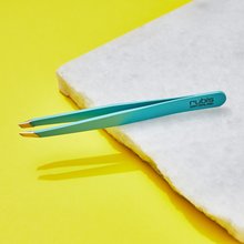 Load image into Gallery viewer, Rubis Tweezers Classic Aqua Blue 1K1618
