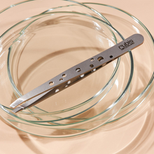 Load image into Gallery viewer, Rubis Tweezers Classic Elegance - 1K111
